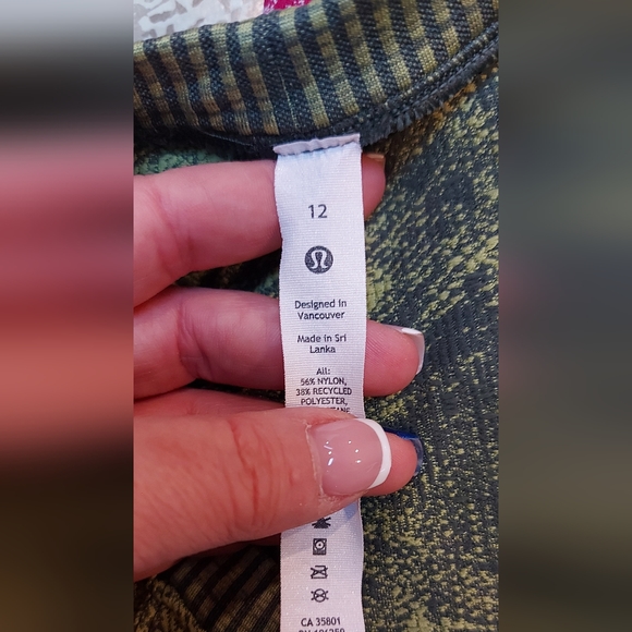 Womens Like New Lululemon Rest Less Pullover - Picture 4 of 4